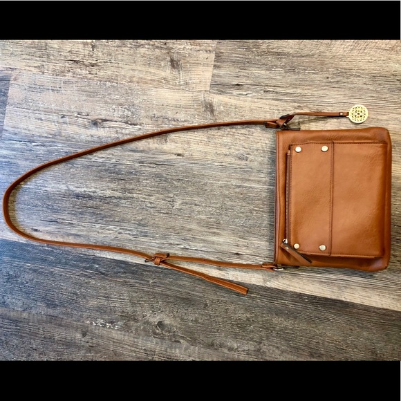 Enzo Angiolini cross body purse - Picture 2 of 5